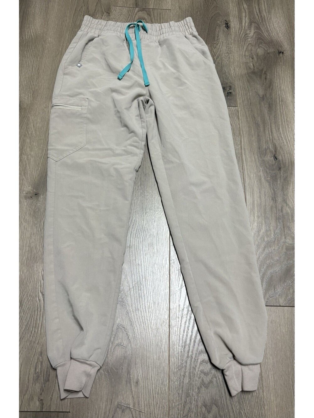 FIGS Zamora Jogger Scrub Pants Gray Womens Small Tall S/T Technical Collection